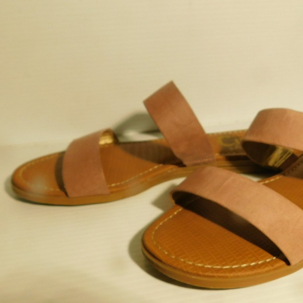 CIRCUS BY SAM EDELMAN SANDALS.